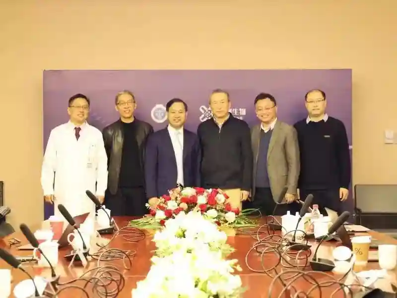 探索神经退行疾病全新疗法！瑞金医院启动帕金森病自体干细胞治疗项目