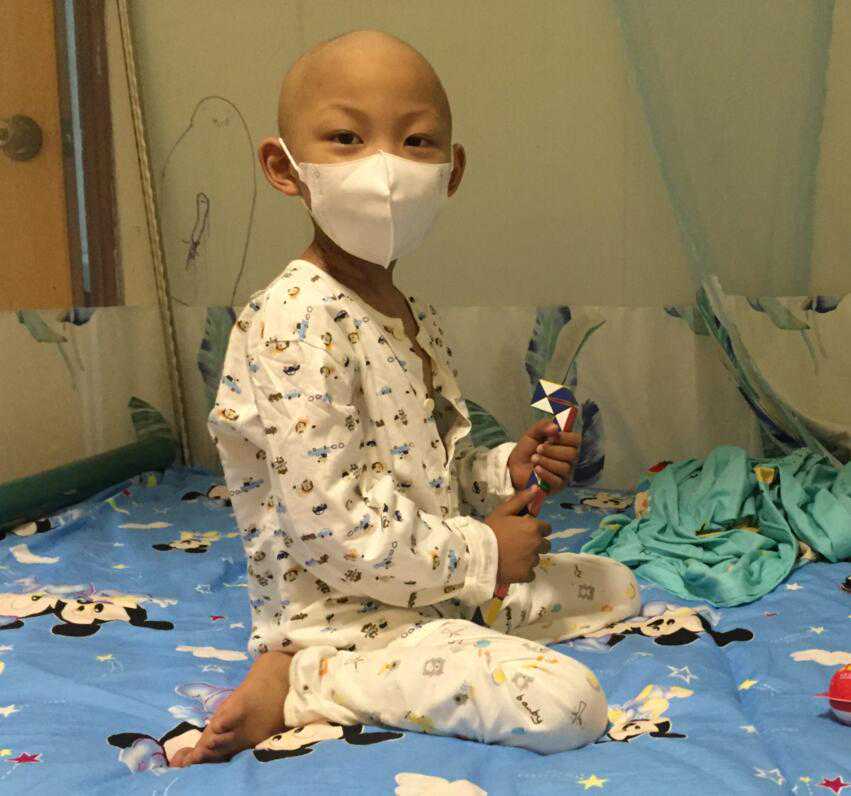 射阳：为生命续航“高龄”志愿者赴泰州捐献“生命种子”